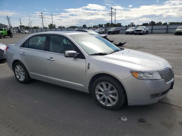 3LNHL2JC5BR768733 - 2011 LINCOLN MKZ Gümüş foto 4