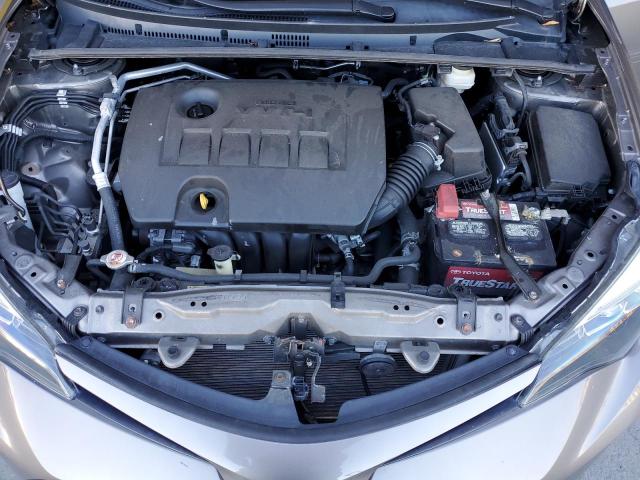 2T1BURHE9JC042241 - 2018 TOYOTA COROLLA L GRAY photo 11