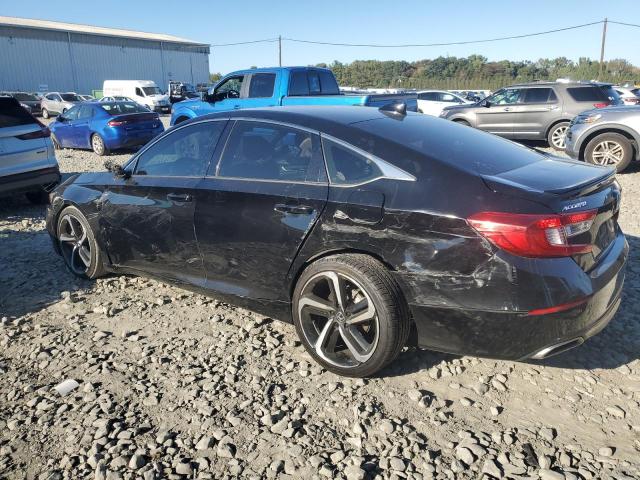 1HGCV1F32JA068819 - 2018 HONDA ACCORD SPORT أسود صورة 2