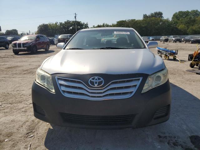 4T1BF3EK3BU634364 - 2011 TOYOTA CAMRY BASE Gümüş foto 5