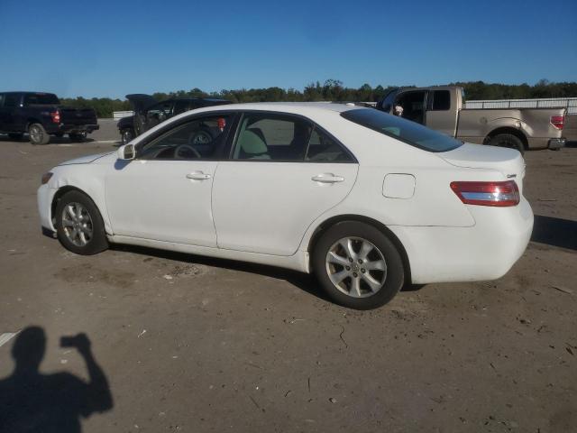 4T4BF3EK7AR072960 - 2010 TOYOTA CAMRY BASE 白色 照片 2
