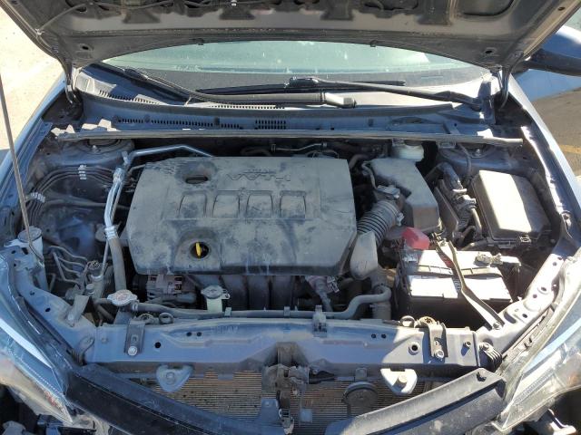 2T1BURHE8JC039864 - 2018 TOYOTA COROLLA L Blau Foto 11