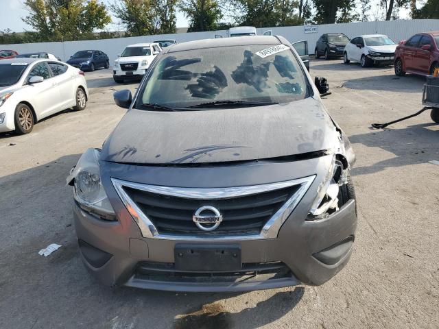 3N1CN7AP6KL846600 - 2019 NISS VERSA S ნაცრისფერი ფოტო 5