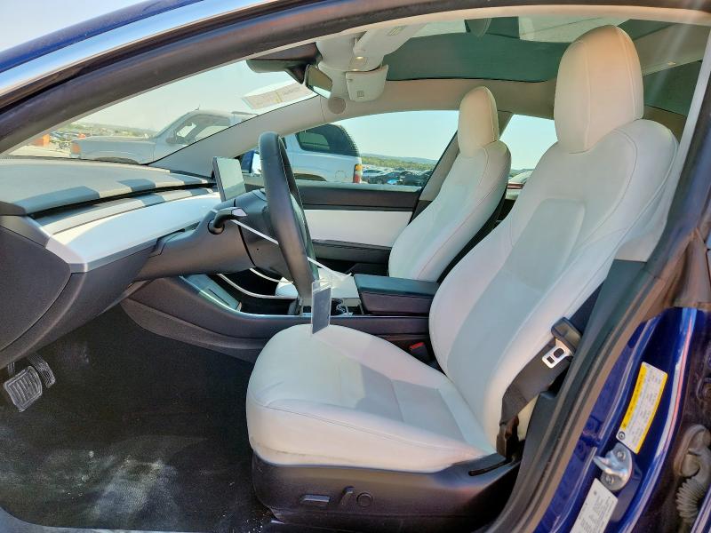 5YJ3E1EA0LF740952 - 2020 TESLA MODEL 3 Blau Foto 7