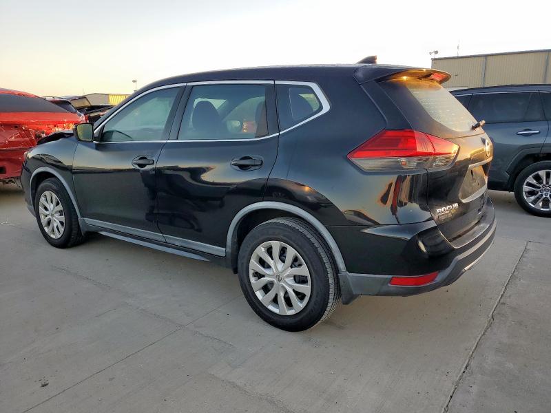 KNMAT2MT2HP599398 - 2017 NISSAN ROGUE S შავი ფოტო 2