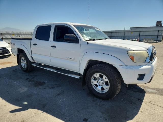 3TMJU4GN4EM168102 - 2014 TOYOTA TACOMA DOUBLE CAB PRERUNNER WHITE photo 4