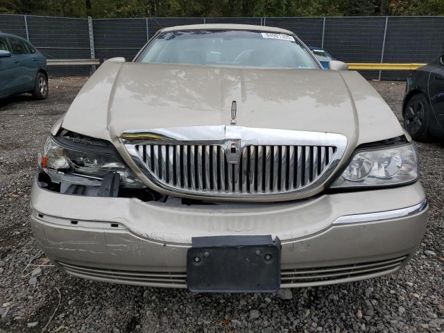 1LNHM81W64Y687299 - 2004 LINCOLN TOWN CAR EXECUTIVE Թուխ լուսանկար 5