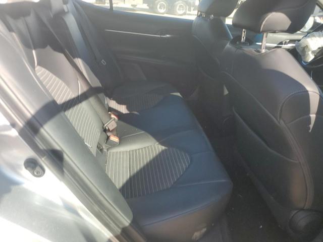 4T1G11AK2LU922618 - 2020 TOYOTA CAMRY SE SILVER photo 10