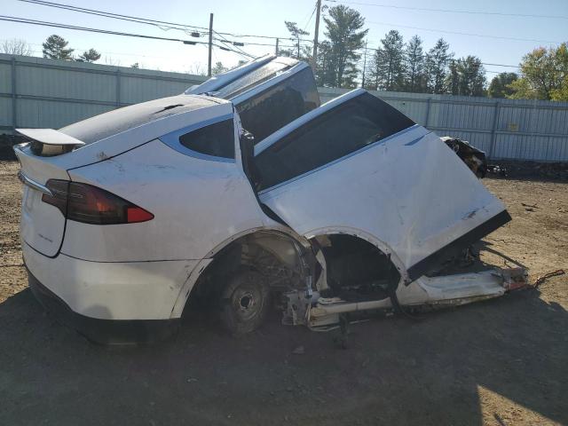5YJXCAE22LF298787 - 2020 TESLA MODEL X WHITE photo 3