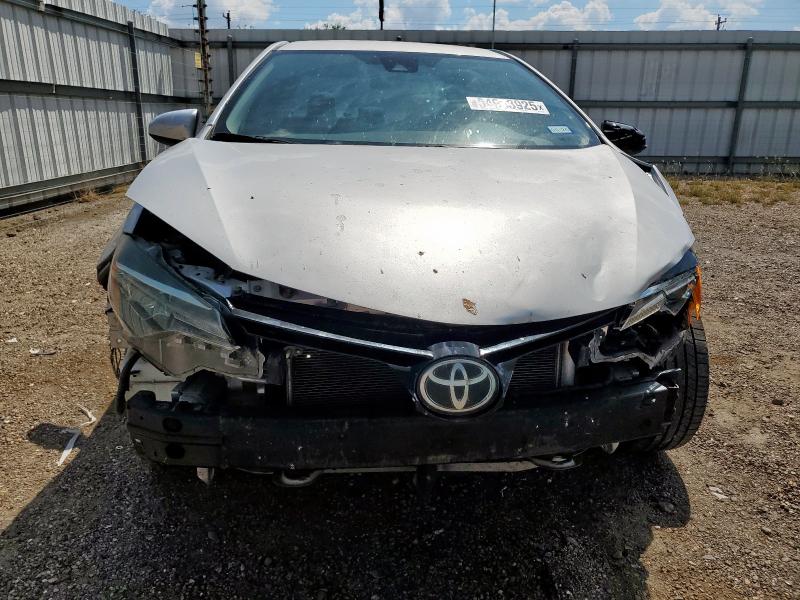 5YFBURHE8JP833277 - 2018 TOYOTA COROLLA L 灰色 照片 5