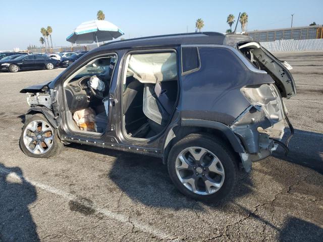 3C4NJDCB0KT621056 - 2019 JEEP COMPASS LIMITED Gris photo 2