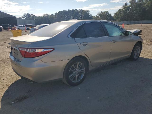 4T1BF1FKXFU050780 - 2015 TOYOTA CAMRY LE GOLD photo 3