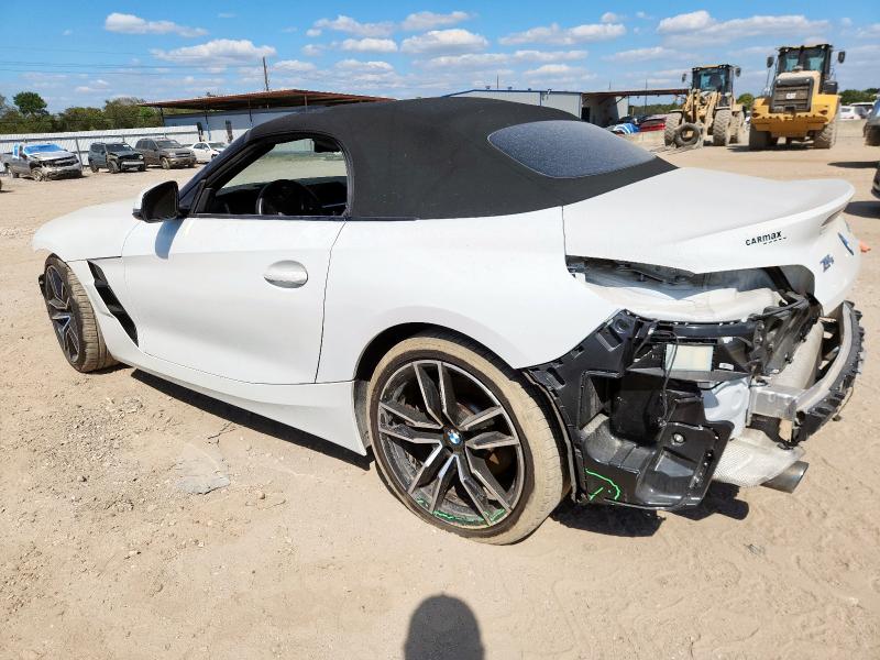 WBAHF3C05MWX36169 - 2021 BMW Z4 SDRIVE30I WHITE photo 2