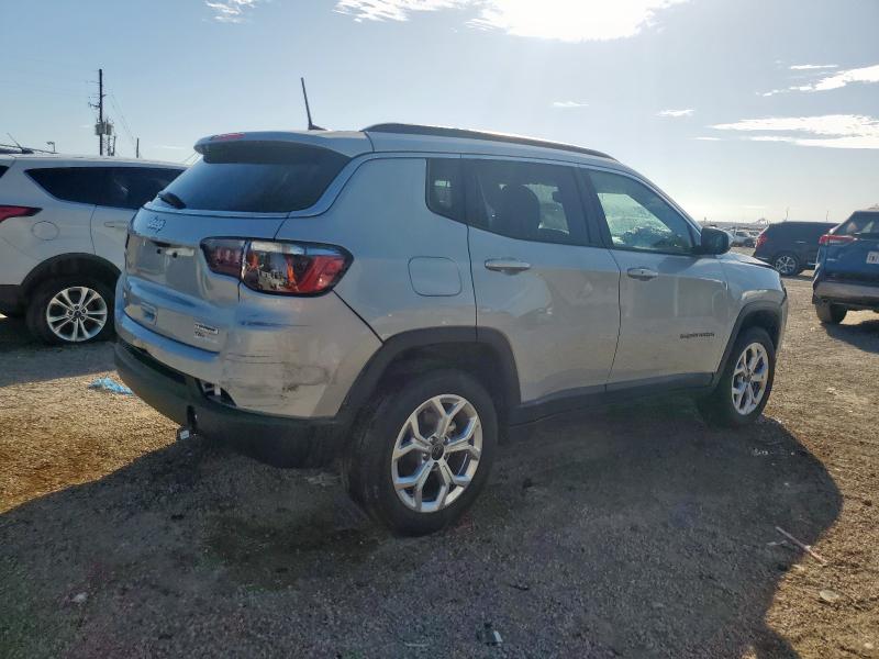 3C4NJDBN0ST602311 - 2025 JEEP COMPASS LATITUDE GRAY photo 3