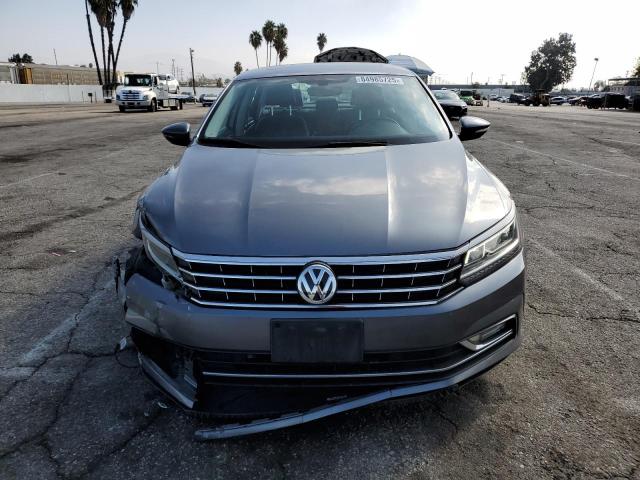 1VWGT7A31HC062697 - 2017 VOLKSWAGEN PASSAT SE GRAY photo 5