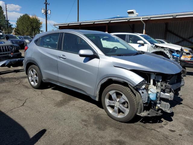 3CZRU6H3XJG713458 - 2018 HONDA HR-V LX SILVER photo 4