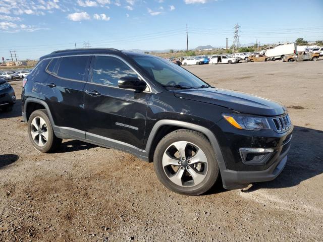 3C4NJDBB0JT259083 - 2018 JEEP COMPASS LATITUDE Schwarz Foto 4