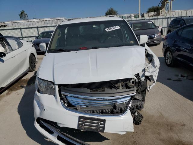 2C4RC1BG6GR286953 - 2016 CHRYSLER TOWN & COUNTRY TOURING WHITE photo 5