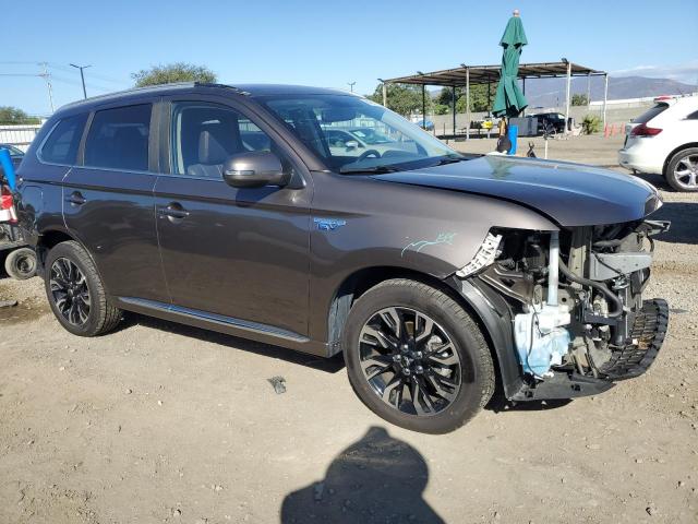 JA4J24A53JZ071796 - 2018 MITSUBISHI OUTLANDER SE BROWN photo 4