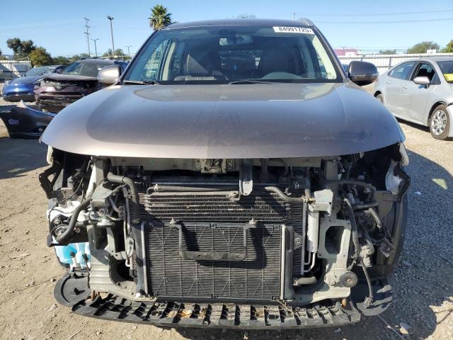 JA4J24A53JZ071796 - 2018 MITSUBISHI OUTLANDER SE BROWN photo 5