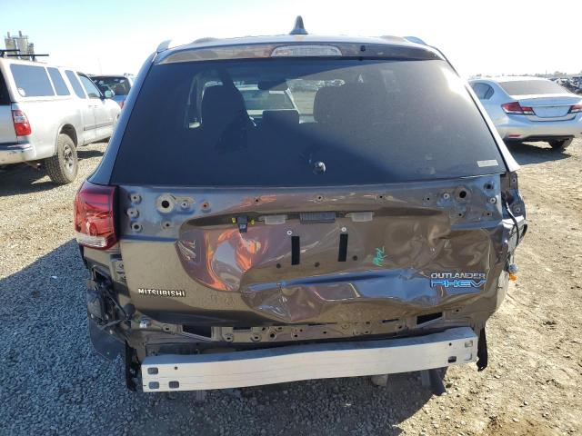 JA4J24A53JZ071796 - 2018 MITSUBISHI OUTLANDER SE BROWN photo 6