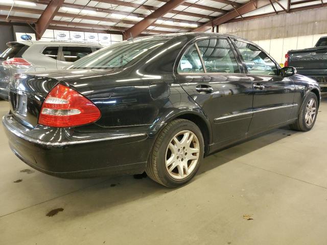 WDBUF65J54A531004 - 2004 MERCEDES-BENZ E 320 შავი ფოტო 3
