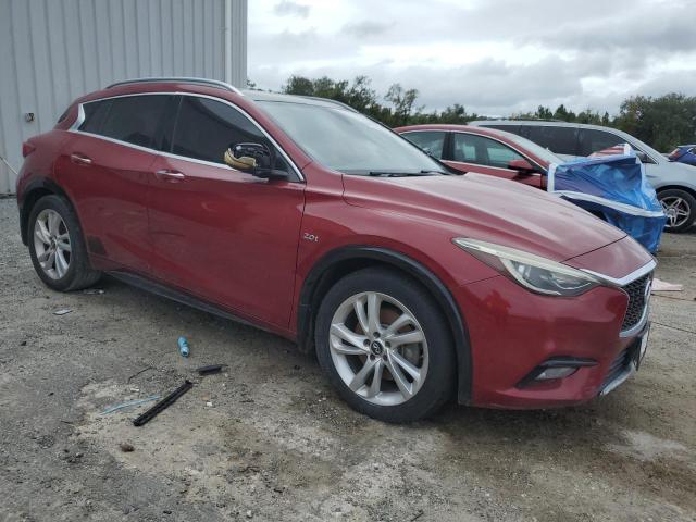 SJKCH5CP2HA023956 - 2017 INFINITI QX30 BASE 红色 照片 4