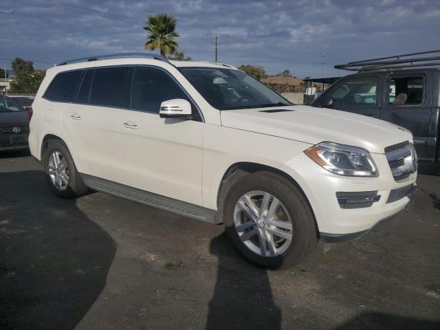 4JGDF6EEXFA469229 - 2015 MERCEDES-BENZ GL 450 4MATIC WHITE photo 4