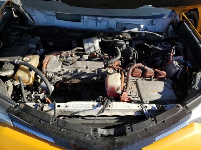 JTMRJREV2JD204872 - 2018 TOYOTA RAV4 HV LE Sarı fotoğraf 12