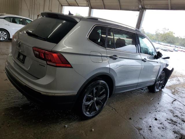 3VV2B7AX7RM098317 - 2024 VOLKSWAGEN TIGUAN SE Сріблястий фото 3