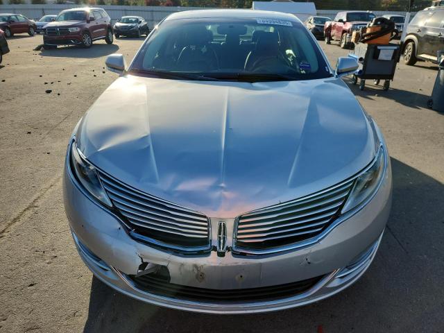 3LN6L2LU1DR821735 - 2013 LINCOLN MKZ HYBRID SILVER photo 5