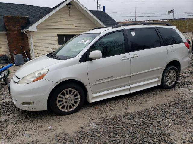 2008 TOYOTA SIENNA XLE, 