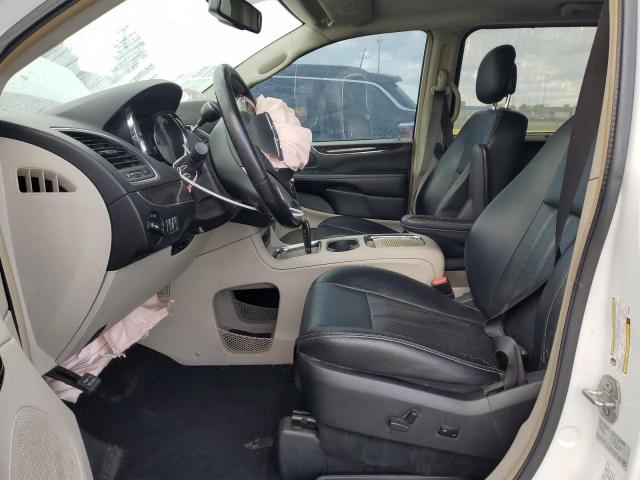 2C4RC1CGXGR285934 - 2016 CHRYSLER TOWN & COU TOURING L WHITE photo 7