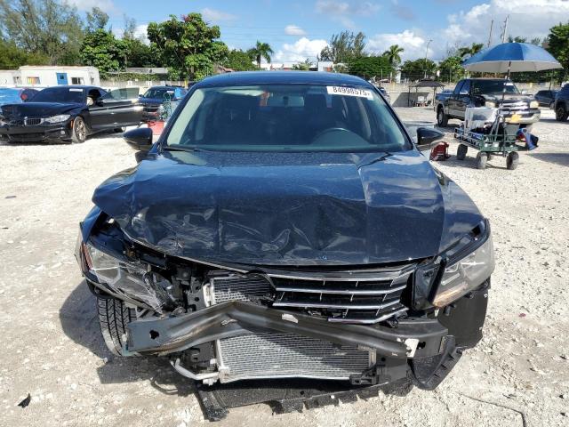 1VWBS7A36GC045566 - 2016 VOLKSWAGEN PASSAT SE BLACK photo 5