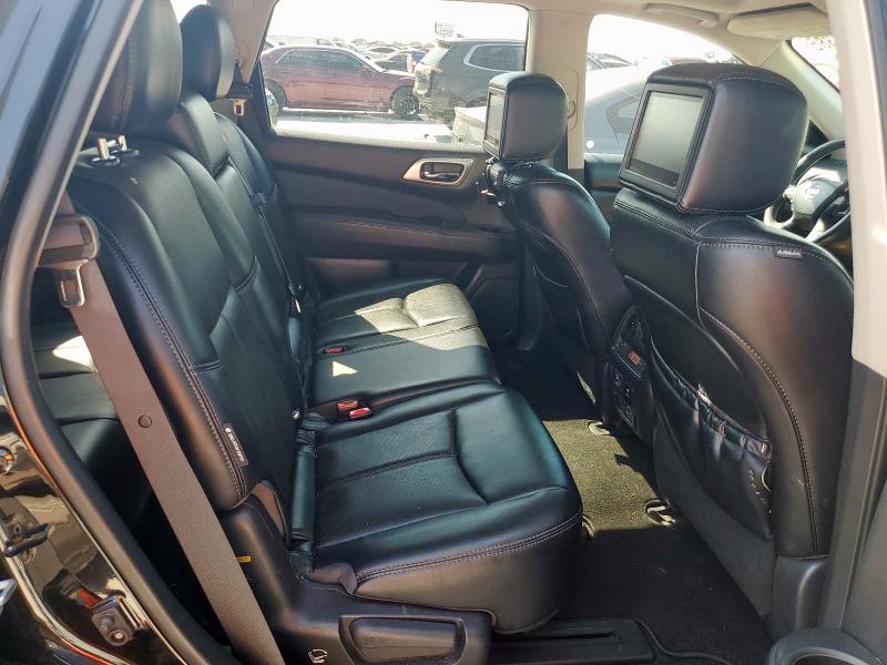 5N1DR2MN3JC661459 - 2018 NISSAN PATHFINDER S შავი ფოტო 11