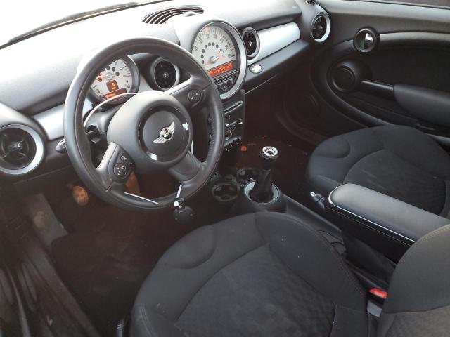 WMWSU3C55DT373591 - 2013 MINI COOPER RED photo 8