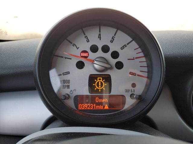 WMWSU3C55DT373591 - 2013 MINI COOPER RED photo 9