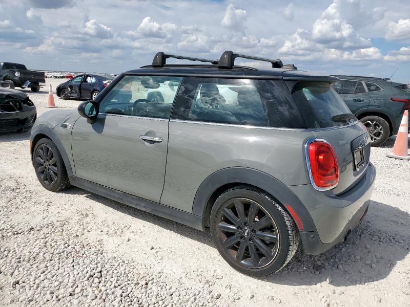 WMWXP5C5XJ2G63760 - 2018 MINI COOPER Մոխրագույն լուսանկար 2