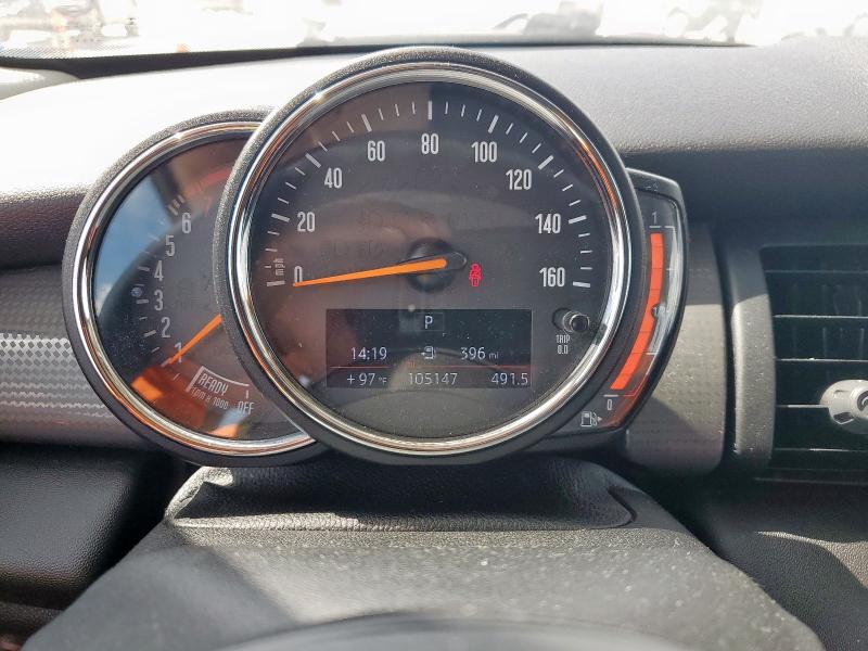 WMWXP5C5XJ2G63760 - 2018 MINI COOPER Մոխրագույն լուսանկար 9