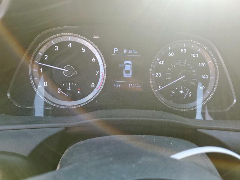 5NPEG4JAXMH111423 - 2021 HYUNDAI SONATA SE Weiß Foto 9