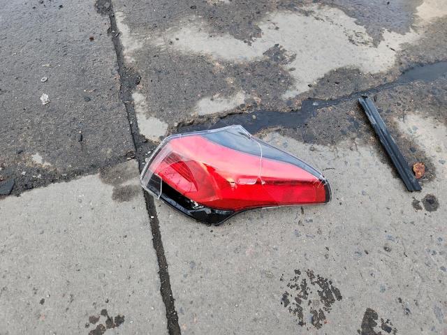 JTMRFREV7HD200876 - 2017 TOYOTA RAV4 XLE 白色 照片 13