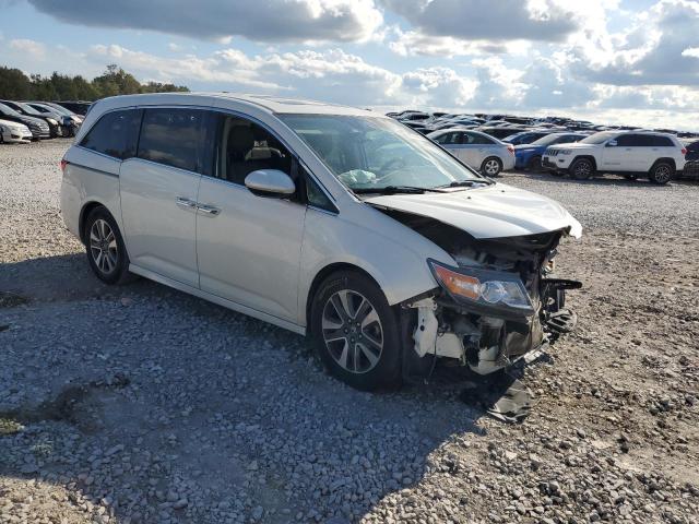 5FNRL5H9XGB067232 - 2016 HONDA ODYSSEY TOURING WHITE photo 4