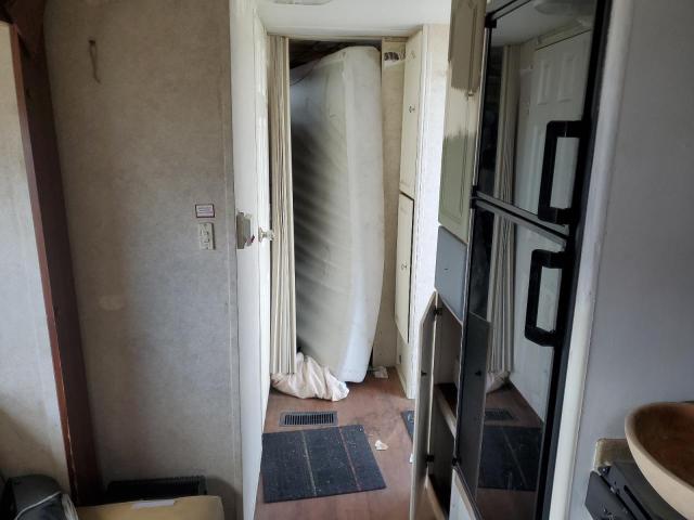 4YDT28R275G911805 - 2005 KEYSTONE OUTBACK BEIGE photo 5