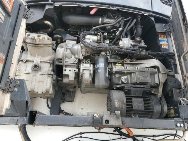 1UYVS248XH6961615 - 2017 UTILITY VS2RA თეთრი ფოტო 7