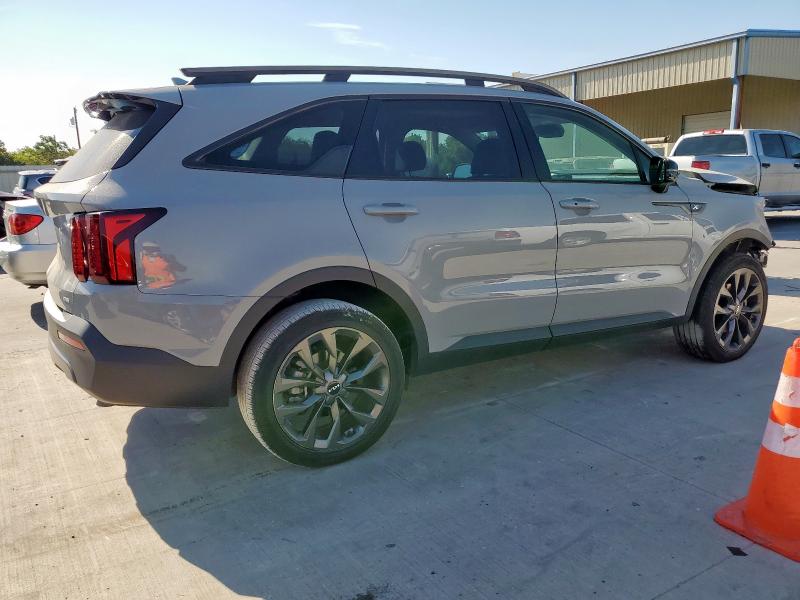 5XYRHDLF0PG169642 - 2023 KIA SORENTO EX Сірий фото 3