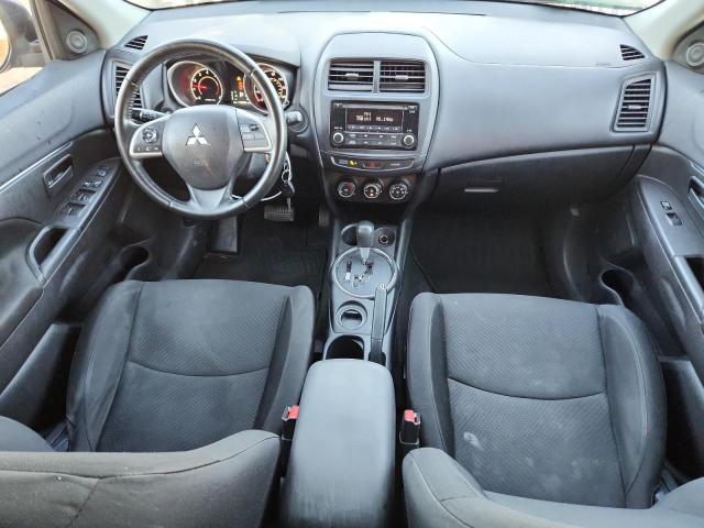 4A4AP3AU9FE026961 - 2015 MITSUBISHI OUTLANDER ES BLACK photo 8