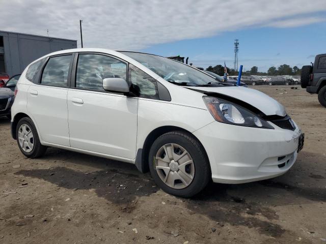 JHMGE8H32DC038474 - 2013 HONDA FIT WHITE photo 4