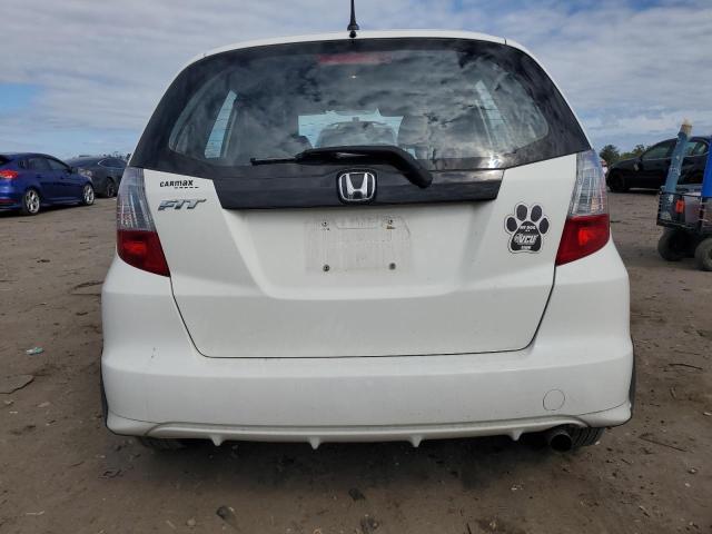 JHMGE8H32DC038474 - 2013 HONDA FIT WHITE photo 6