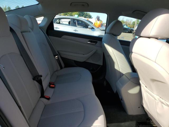 5NPE24AF6JH673373 - 2018 HYUNDAI SONATA SE 银色 照片 10