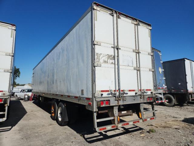 1UYVS2484DM630311 - 2013 UTILITY VS2RA WHITE photo 3